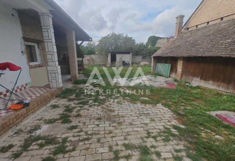 Kuća, Kupusina 76 m2 na placu od 532 m2