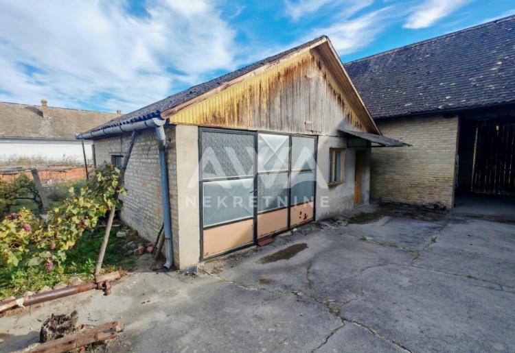 Na prodaju seosko domaćinstvo u Kupusini – 132 m², plac 2.619 m²