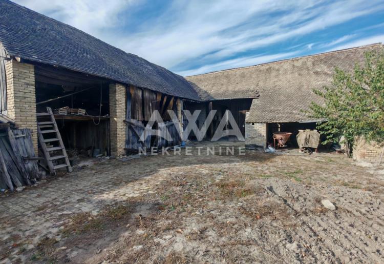 Na prodaju seosko domaćinstvo u Kupusini – 132 m², plac 2.619 m²