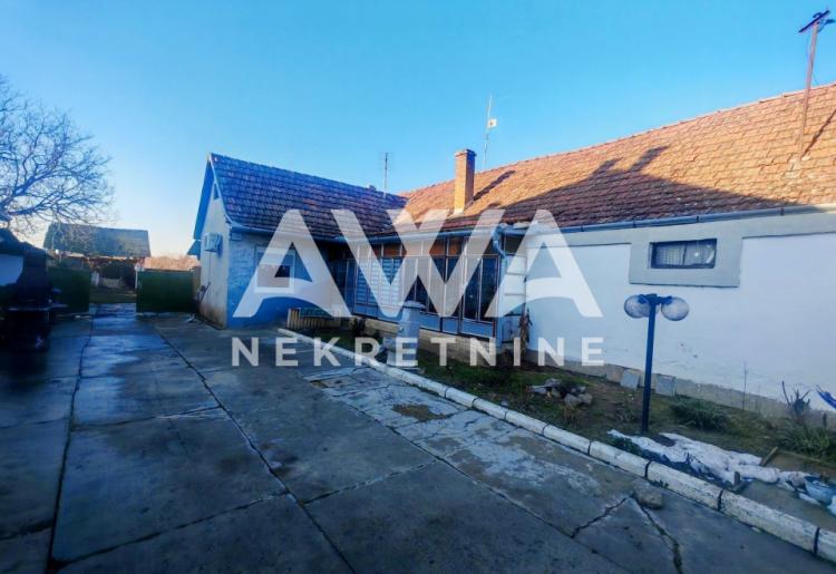 Renovirana kuća na prodaju u Doroslovu – 160 m², plac 1.988 m² | mirno okruženje
