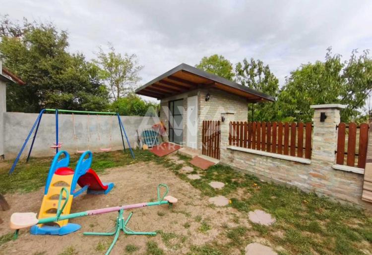 Apatin – Prizemna četvorosobna kuća | 123 m² | Plac 611 m²