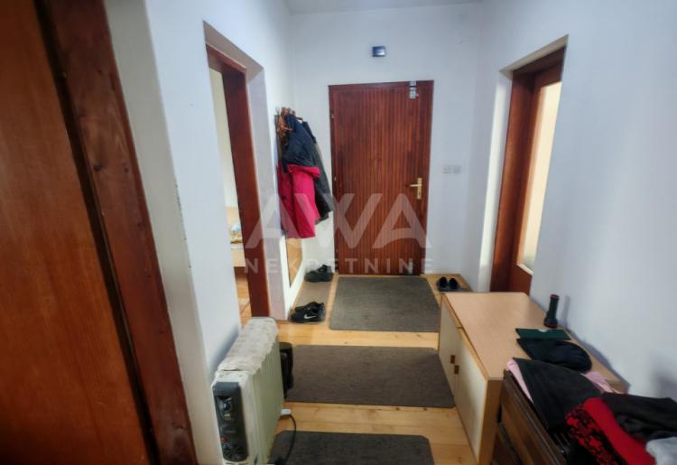 Na prodaju kuća u širem centru Sombora – 263 m², plac 811 m²