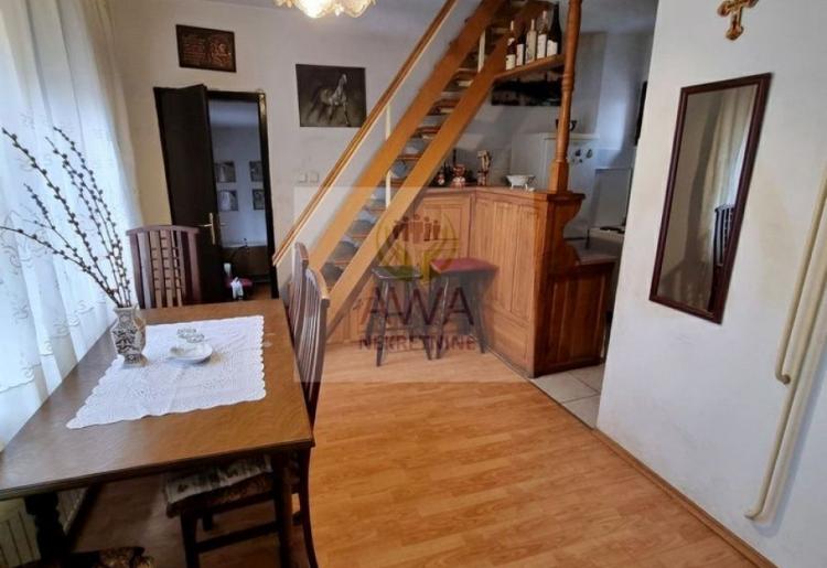 Na prodaju dve kuće u Somboru – MZ Mlake, 147 m², plac 6 ari