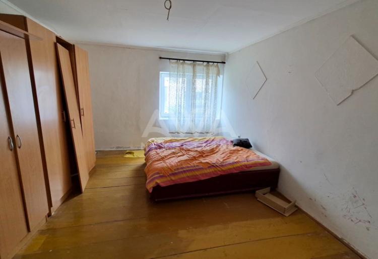 Kuća u Odžacima – 106m², plac 553m², garaža, nameštaj uključen