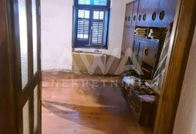 Sombor, centar – kuća 263m² sa 3 stambene celine