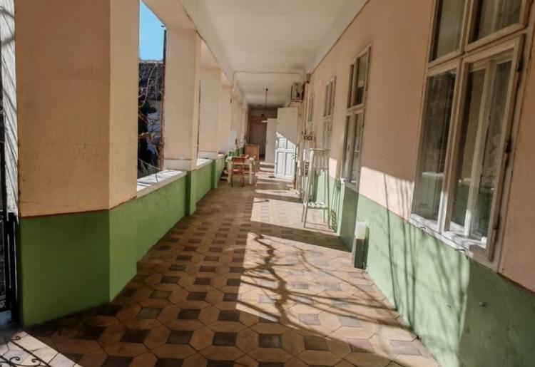 Na prodaju autentična starogradska kuća – centar Apatina