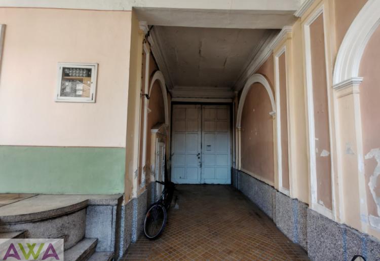 Na prodaju autentična starogradska kuća – centar Apatina