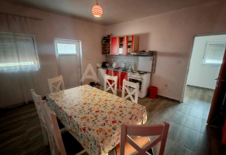 Svetozar Miletić – nova prizemna kuća na velikom placu od 4201 m²