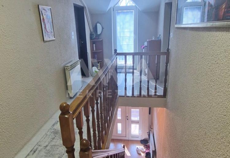 Stambeno-poslovni objekat 1096m²