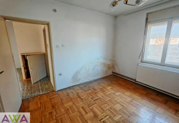 Čonoplja – porodična kuća na placu 679m²