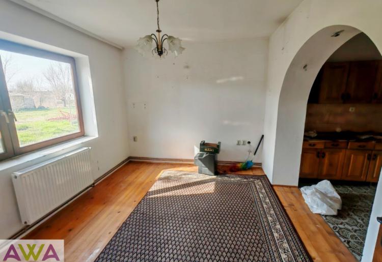 Čonoplja – porodična kuća na placu 679m²