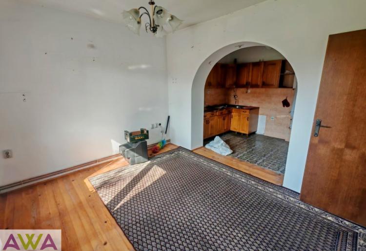 Čonoplja – porodična kuća na placu 679m²
