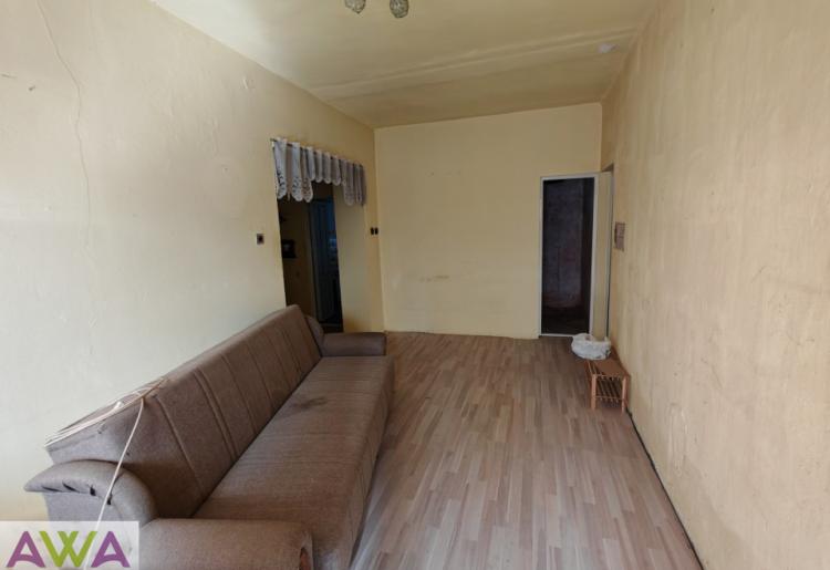 Prizemna kuća 104m² na placu 710m² – Bezdan, započeto renoviranje