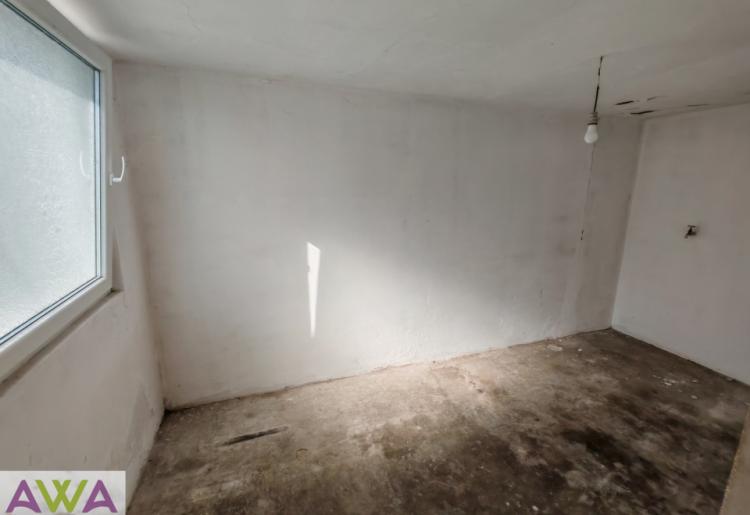 Prizemna kuća 104m² na placu 710m² – Bezdan, započeto renoviranje