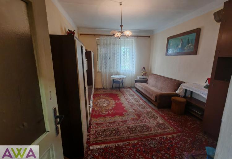 Kuća za renovaciju 244m² na velikom placu 2170m² – Bogojevo