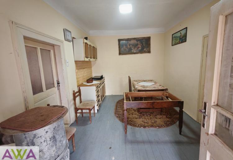 Kuća za renovaciju 244m² na velikom placu 2170m² – Bogojevo