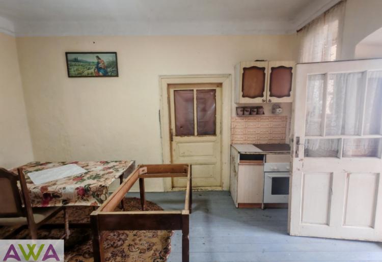 Kuća za renovaciju 244m² na velikom placu 2170m² – Bogojevo