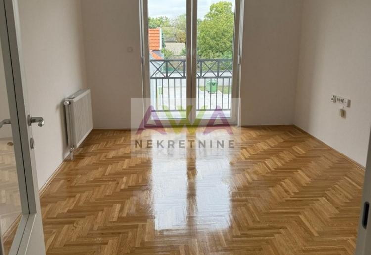 Nova garsonjera 30m2, I Sprat