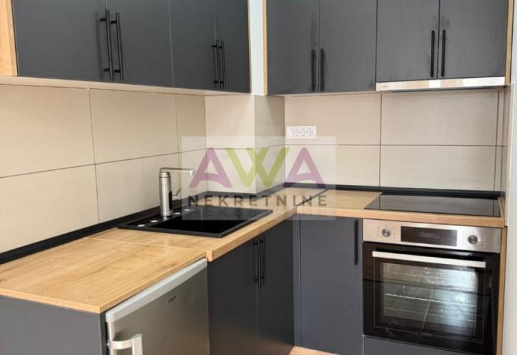 Nova garsonjera 30m2, I Sprat