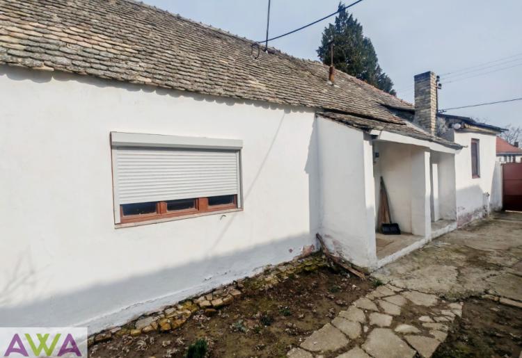 Kuća sa 2 odvojene jedinice – 146m2, plac 720m2