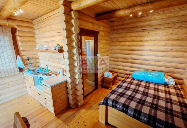 Bezdan. Kenđija. Vikendica, oko 60m2 sa terasom