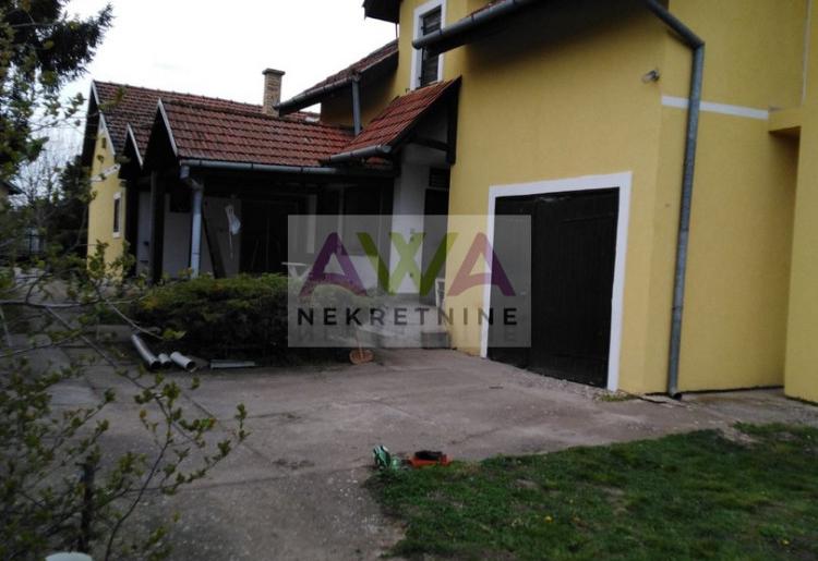 Kuća sa velikim placem 5110 m² – Sombor, Gornja Varoš