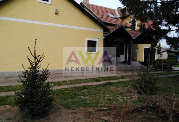 Kuća sa velikim placem 5110 m² – Sombor, Gornja Varoš