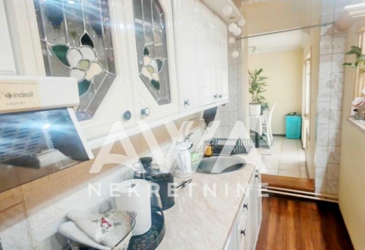 Crvenka – Dve kuće na jednom placu, idealno za dve porodice