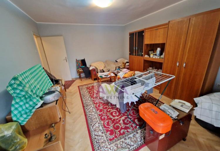Sombor, Nova Selenča – Jednosoban stan 44m², I sprat, komplet namešten
