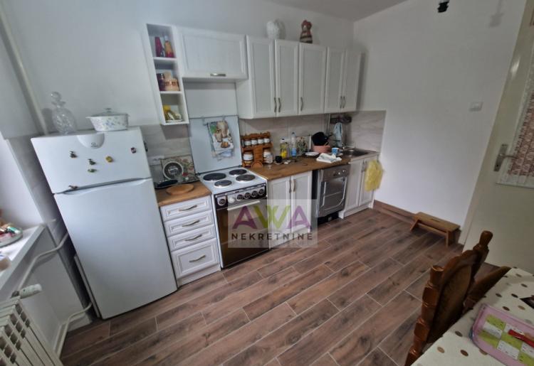 Sombor, Nova Selenča – Jednosoban stan 44m², I sprat, komplet namešten