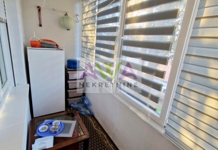 Sombor, Nova Selenča – Dvoiposoban stan 59m², I sprat, namešten
