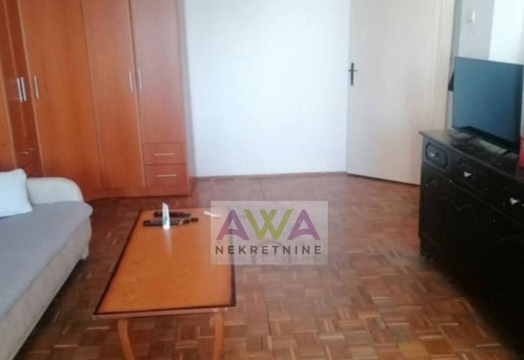Kula – Centar – Dvosoban stan 69 m², 3. sprat