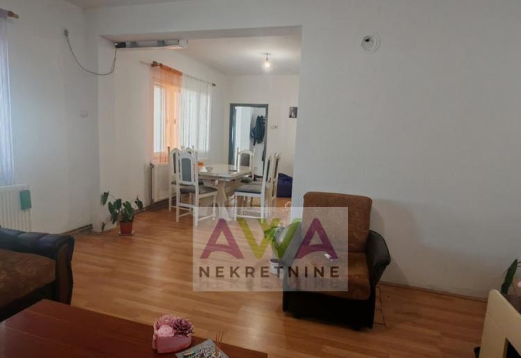 Sombor, Naselje Goge – Kuća 102m² na placu 719m² sa pomoćnim objektima i garažom