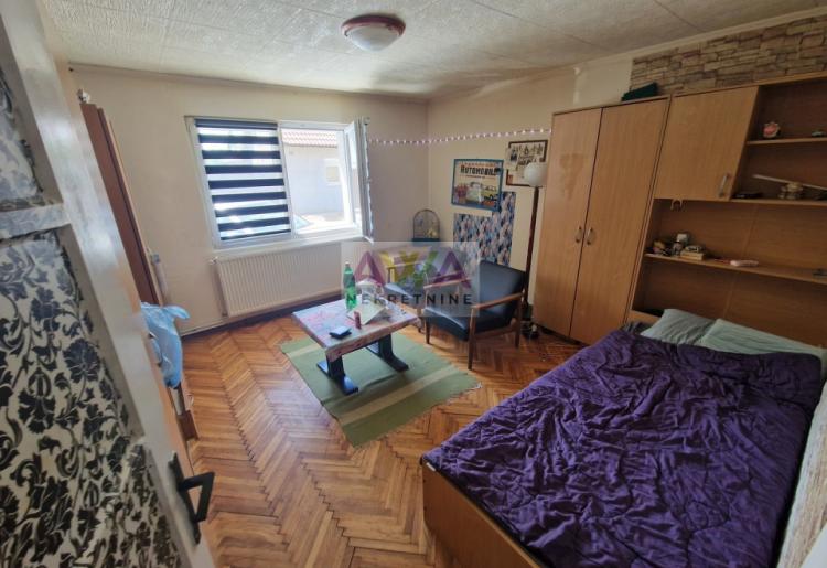 Sombor – Prizemna kuća 79m2, renovirana 2024, mogućnost kupovine putem kredita