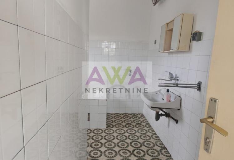 Apatin – Dve kuće po ceni jedne, plac 553m2