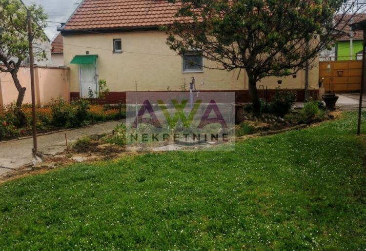 Sombor – Trosobna kuća 99m2 u blizini škole, plac 527m2
