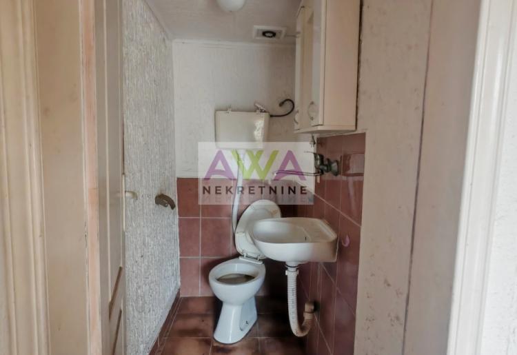 Bezdan. Prizemna kuća 89m2, plac 4ar