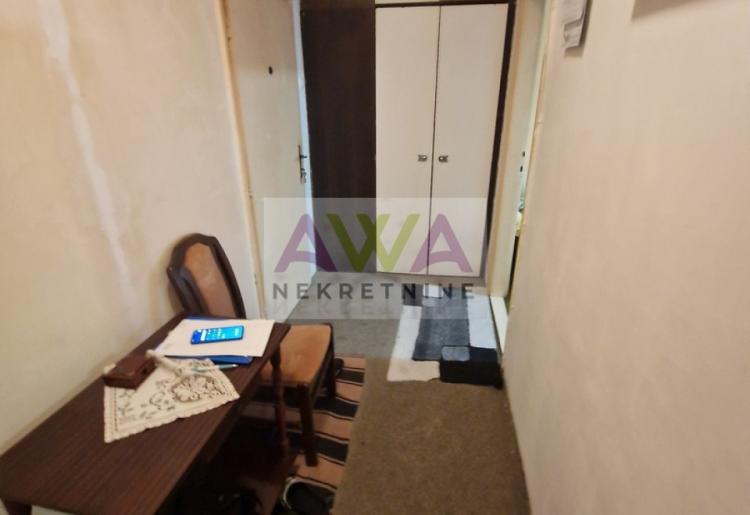 Odžaci. Jednosoban stan 47m2, Prvi sprat
