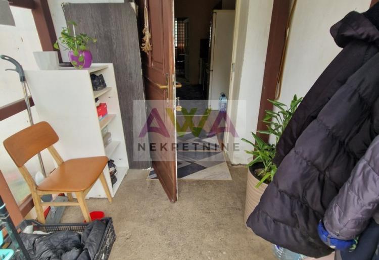 Odžaci – Dvosoban, namešten dvorišni stan 49m2