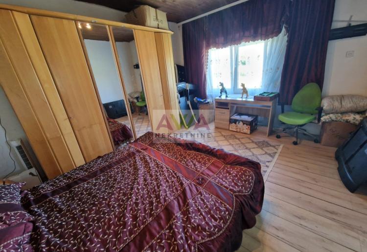 Stapar – Renovirana prizemna kuća 135m2 na placu 562m2