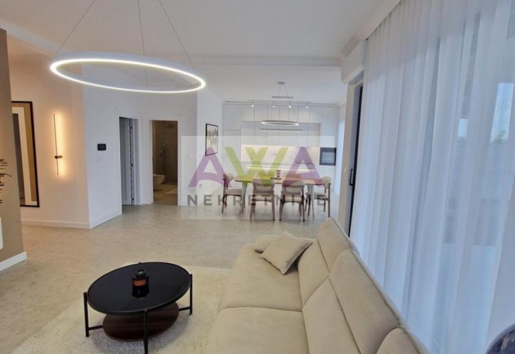 Sombor – Širi centar / Mlake – Nova luksuzna kuća 180m2 na placu 829m2