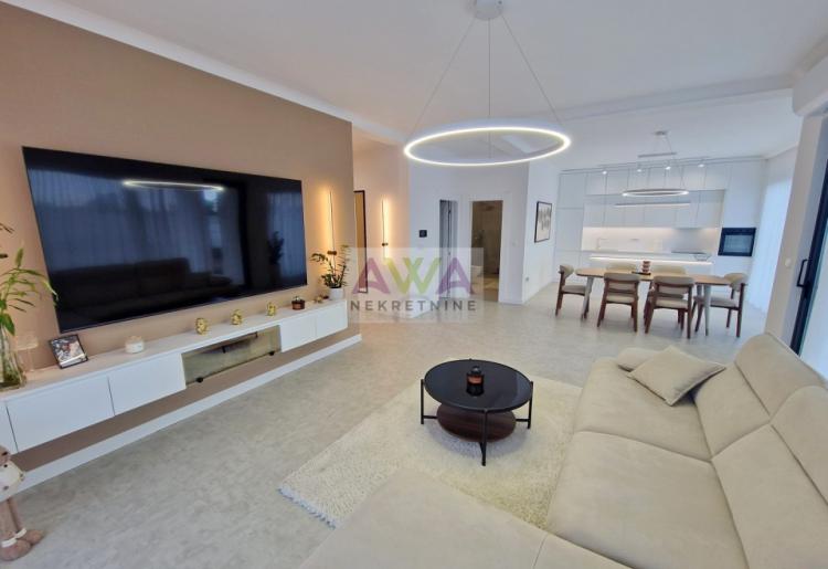 Sombor – Širi centar / Mlake – Nova luksuzna kuća 180m2 na placu 829m2