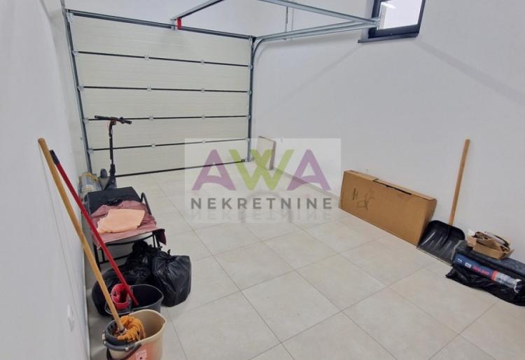 Sombor – Širi centar / Mlake – Nova luksuzna kuća 180m2 na placu 829m2