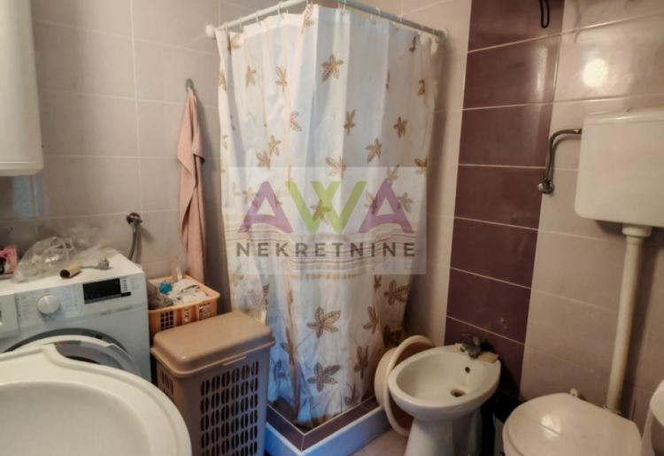 Sombor – Renovirana kuća 48m² sa garažom i baštom, plac 294m²