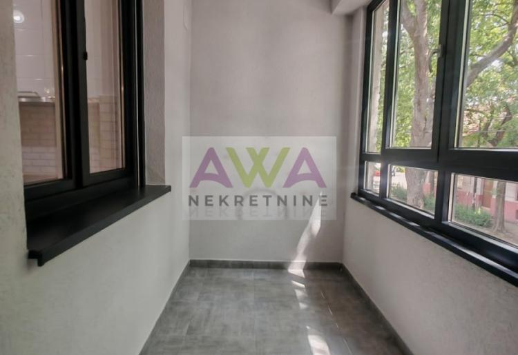 Centar Sombora – Trosoban stan 79m² sa garažom, prvi sprat