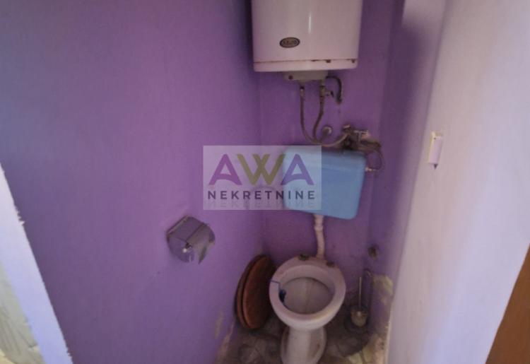 Ruski Krstur – Prizemna kuća 141m², plac 1130m², pomoćni objekti i bašta