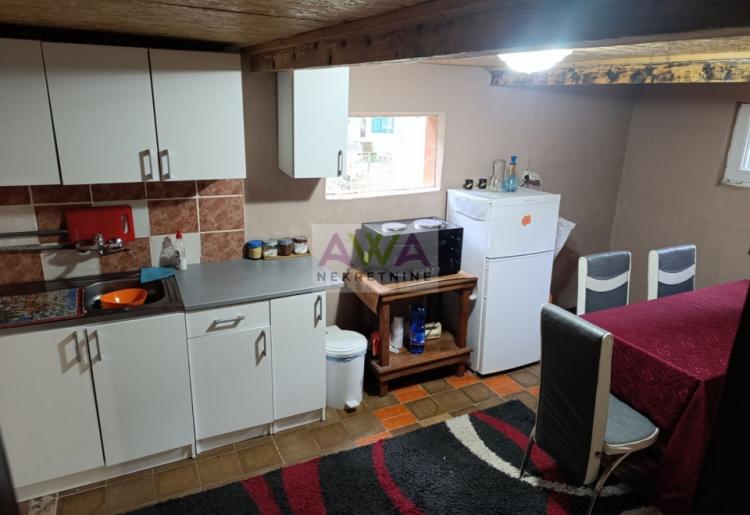 Bezdan – Baračka – Nameštena vikendica 45m², 50m od vode