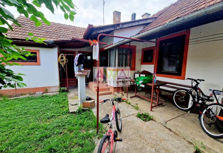 Sombor, Mlake – Trosoban dvorišni stan 87m²