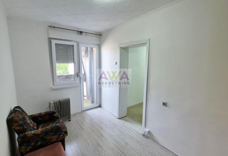 Centar Odžaka – Renoviran jednoiposoban stan 46m², namešten