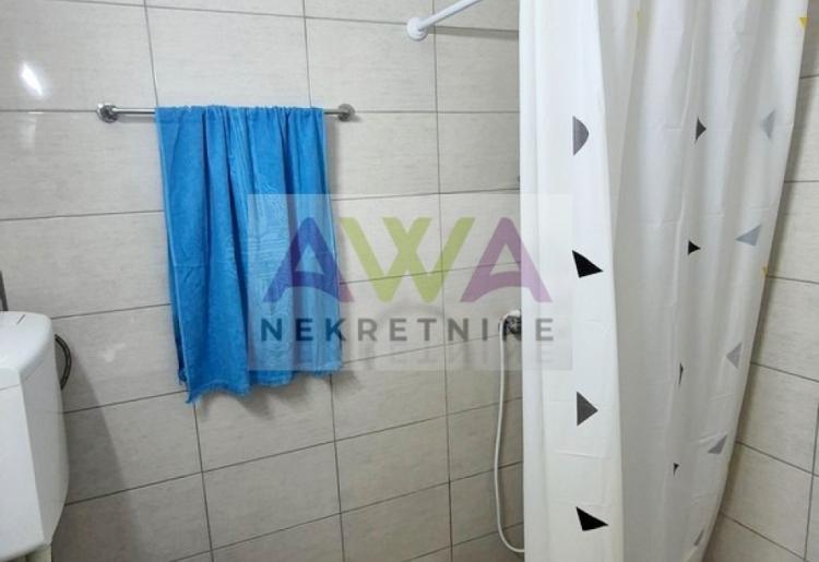 Centar Odžaka – Renoviran jednoiposoban stan 46m², namešten